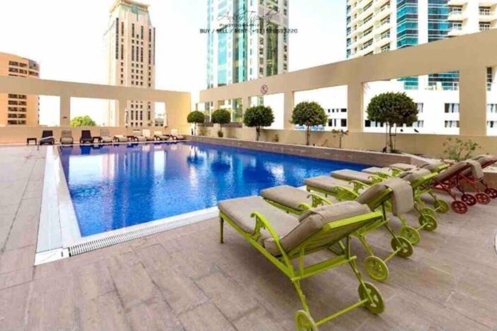 Royal Oceanic - Fantastic Apartment In Dubai Marina - Jbr Luaran gambar